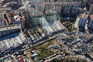 سكان أنطاكية يشككون في وعود أردوغان بإعادة الإعمار بعد الزلزال