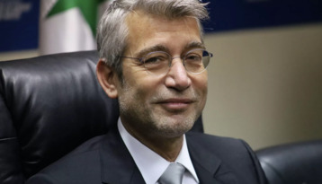 وزير الطاقة اللبناني يبدي تفاؤله بشأن عمليات التنقيب البحري