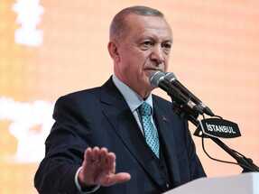 إردوغان يطالب السويد بوقف احتجاجات الأكراد للموافقة على طلب انضمامها لـ
