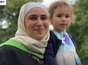 لاجئة سورية تحقق حلمها بالتخرج كطبيبة في بريطانيا بعد صمود دام 10 سنوات