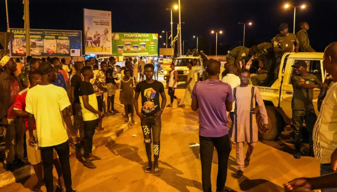 قمة إكواس تناقش الأزمة في النيجر بعد تجاهل مهلة الرد على الانقلاب