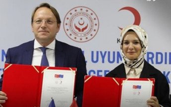 توقيع اتفاق تركي-أوروبي لدعم اللاجئين