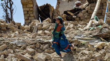 ارتفاع عدد ضحايا زلزال أفغانستان إلى 500 قتيل