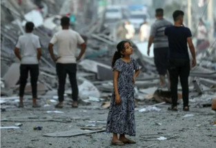 إسرائيل تقتل أكثر من 10 آلاف طفل في غزة.. نداء إنساني عاجل من المرصد الأورومتوسطي