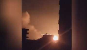 ضربات جوية إسرائيلية تستهدف مواقع في حمص وتخلف قتلى وإصابات