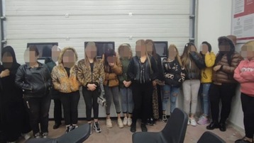 ترحيل 16 امرأة سورية في تركيا بتهمة العمل بدون أوراق رسمية