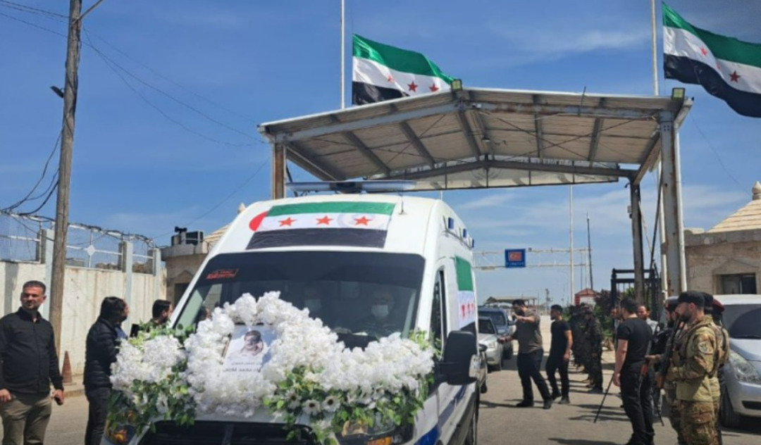 وصول جثمان رائد الفضاء السوري محمد فارس إلى سوريا