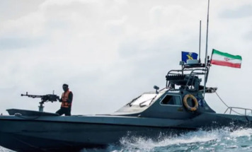إيران تحتجز سفينة إسرائيلية في مضيق هرمز