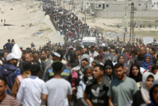 النازحون من غزة يواجهون عقبات في محاولة العودة إلى ديارهم