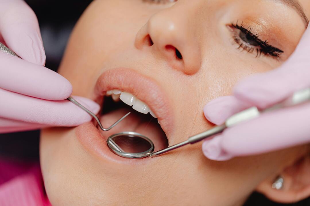 علاج مبتكر لتجديد الأسنان قد يصبح متاحاً بحلول عام 2030
